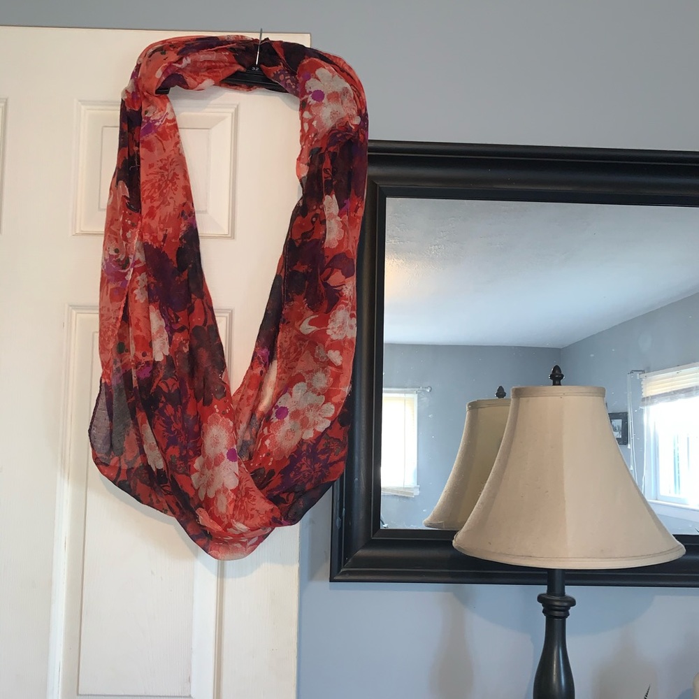 Infinity scarf